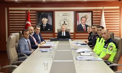 Vali Serdengeçti, Trafik Güvenliği Eylem Planı Toplantısına Katıldı