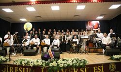 Türkü Tadında Can Akengin Bilgi Yurdu Derneği Korosu Muhteşemdi