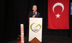 Giresun Kent Konseyi’nde Dr. İsmail Cem Feridunoğlu Güven Tazeledi!