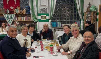 Almanya'nın Mülheim Şehrinde Hamsi Günü Düzenlediler