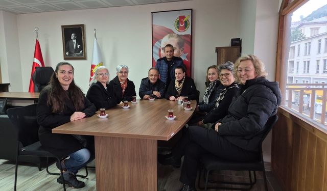 Giresun Kadın Dayanışma Derneği’nden Giresun Gazeteciler Derneği’ne Ziyaret