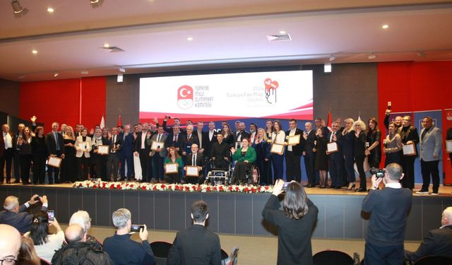 İkisi Giresunlu 2024 Türkiye Fair Play Ödülleri, Görkemli Bir Törenle Sahiplerine Verildi