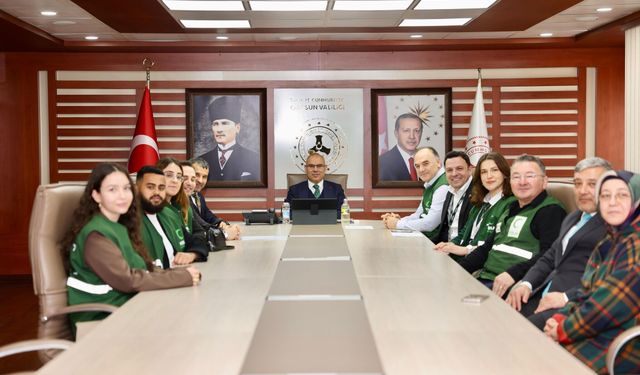 Giresun Yeşilay Yönetimi Vali Mustafa Koç’u Ziyaret Etti