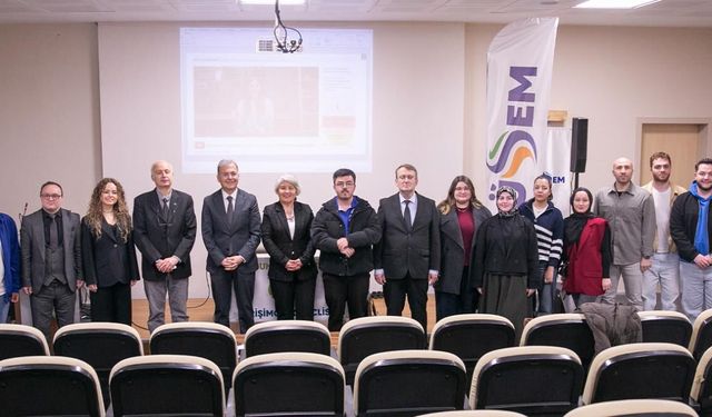 Giresun’da “Akıllı Şehirler” Konferansı Yapıldı