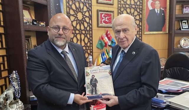 MHP İl Başkanı Akgün, Bahçeli’ye Giresun Teşkilatının Kongre Raporunu Sundu