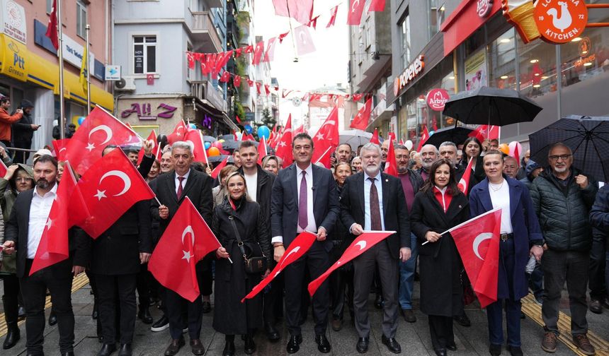 Giresun 23 Nisan'a Çoşkuyla Yürüdü