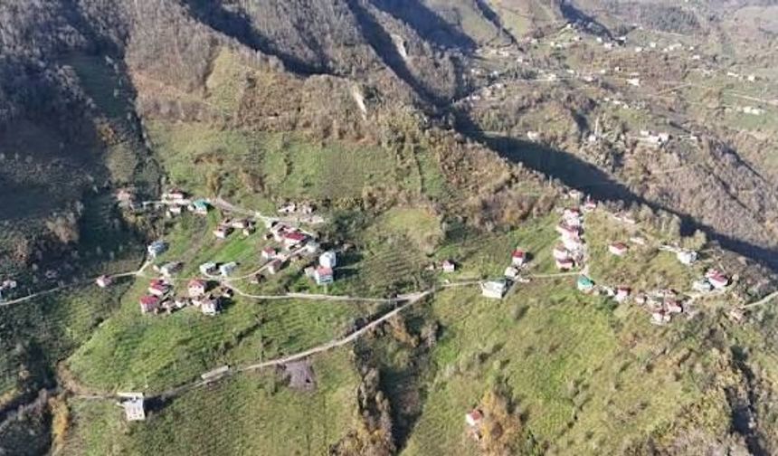 Dereli Küknarlı Köyü Grup Yolu Satı Asfalta Kavuşuyor