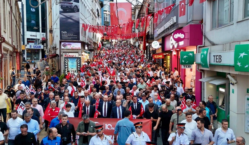 15 Temmuz Demokrasi ve Millî Birlik Yürüyüşü Yapıldı