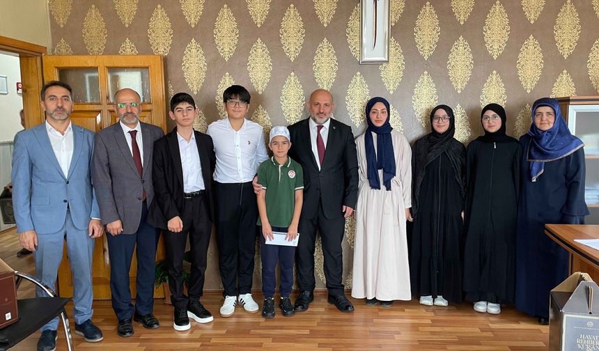 Hafız Öğrenciler Birincilik İçin Yarıştı