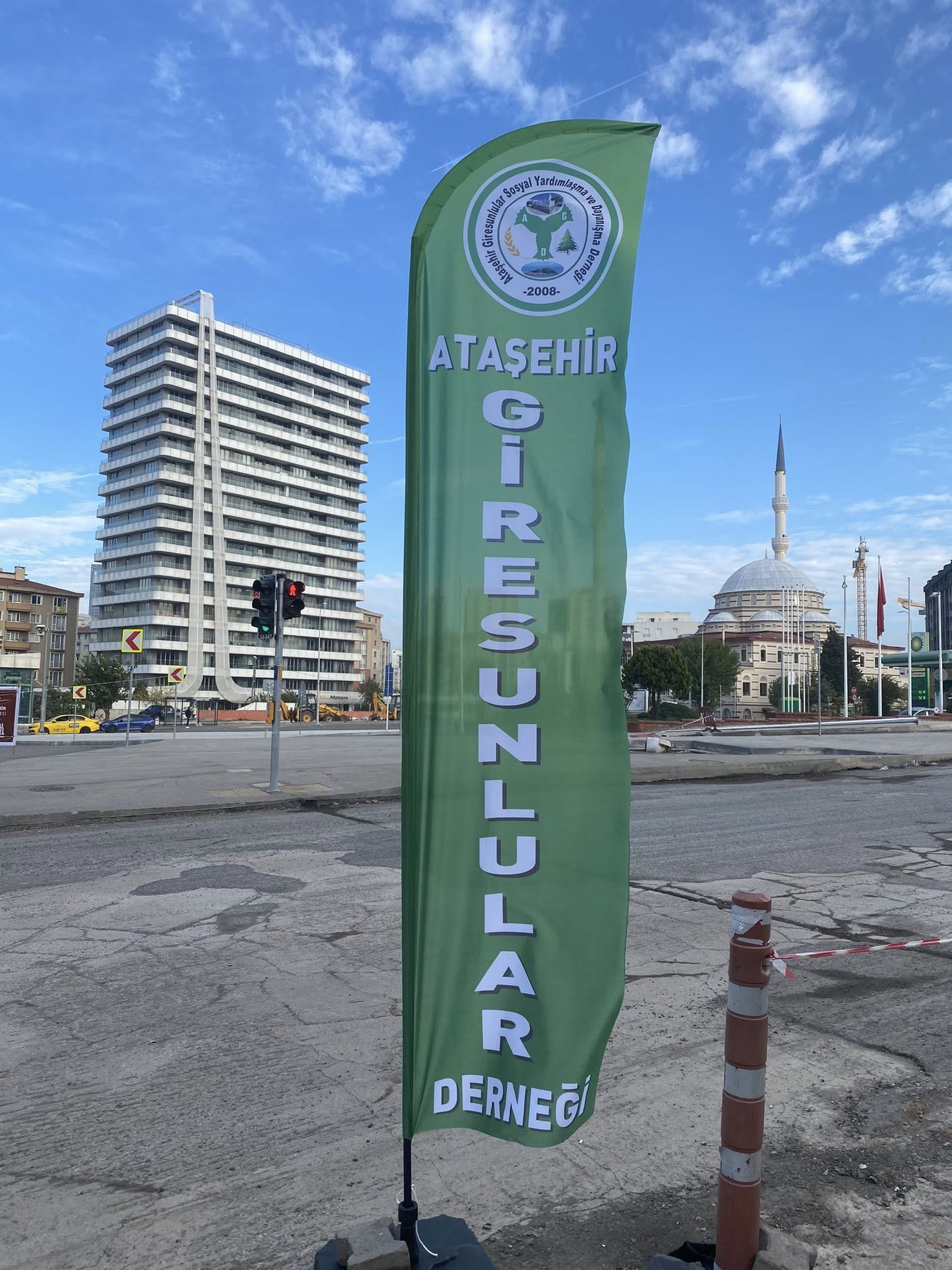 569824247 24322004667473194 1384447209991895394 N