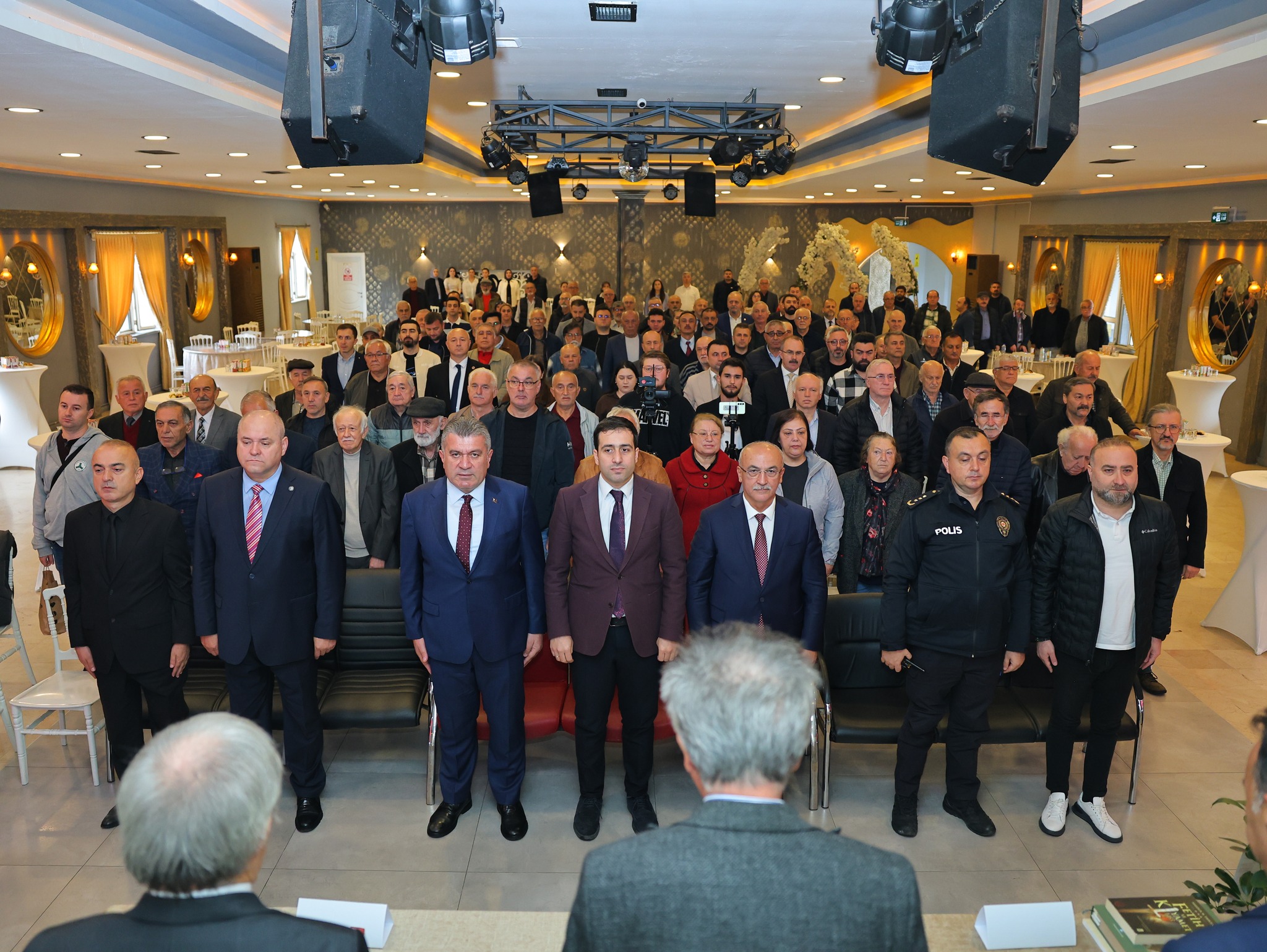 571524984 10163775096728901 4978278950391602796 N