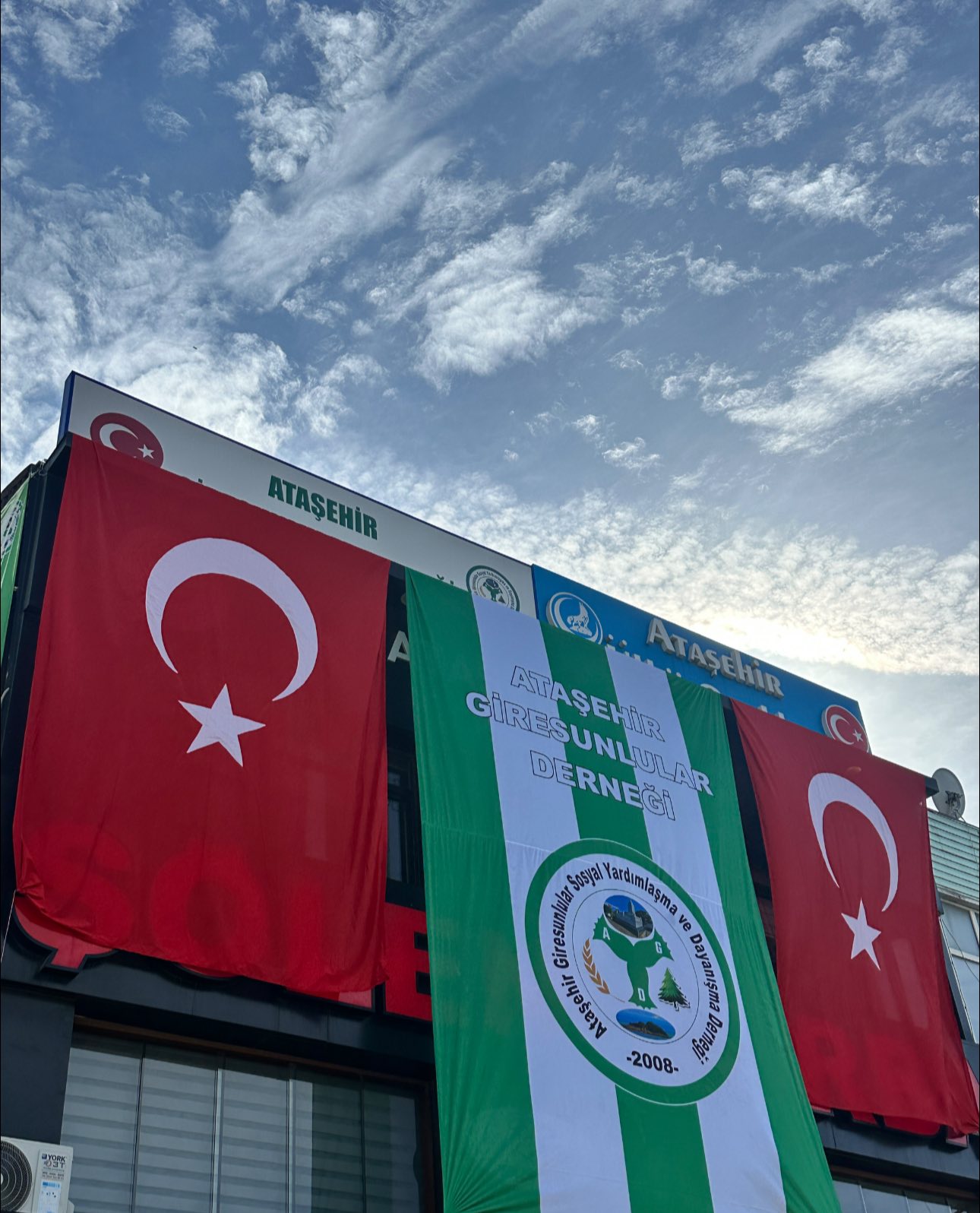 572272862 1187017703293792 8210778030750056310 N