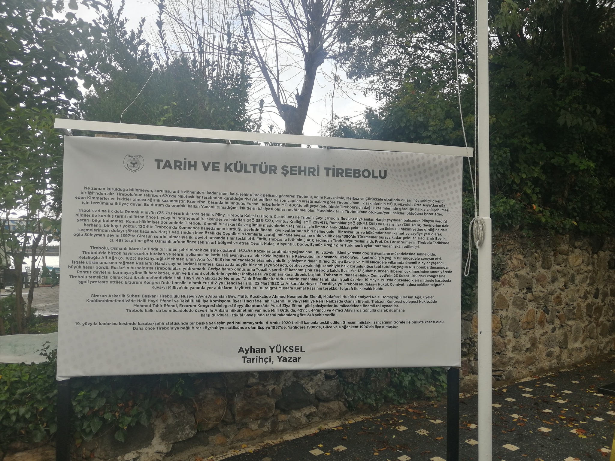 Ayhan Yüksel Doğduğu Topraklarda 01