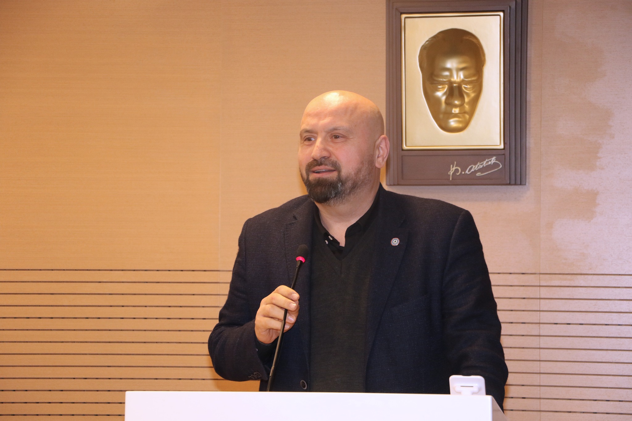 605711993 813333727737869 6299389101401427857 N