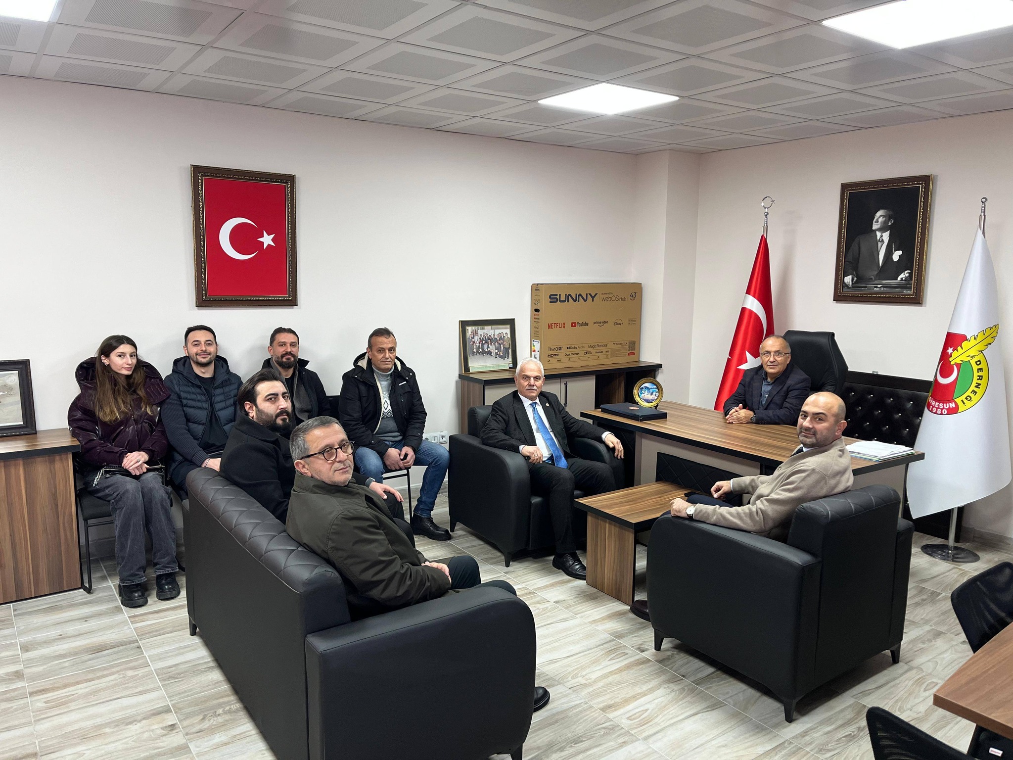 615821465 10235166760282478 5009176423265156890 N-1