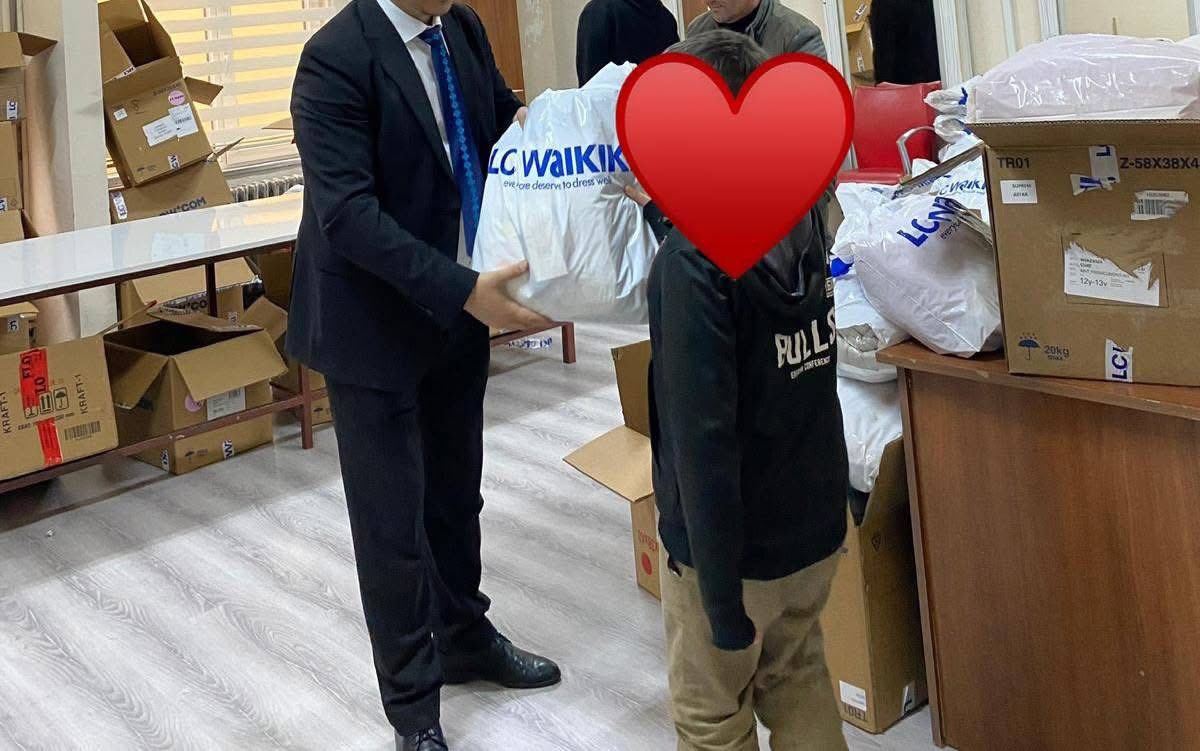 615824164 25042182238788763 2804046774042038521 N