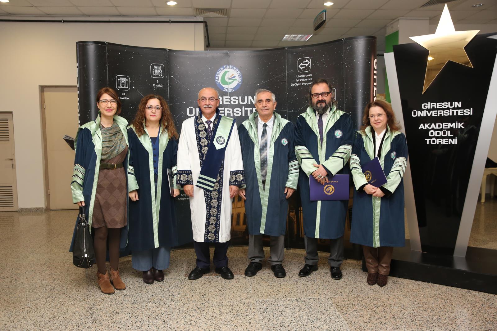 Ödül Üniversite 01