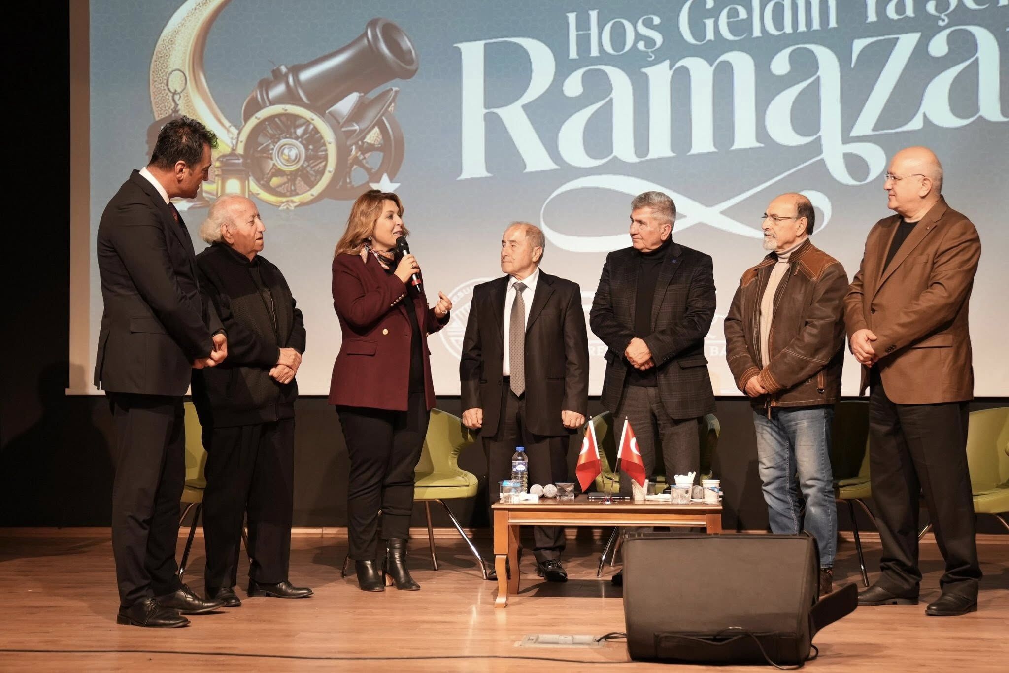 638775953 10233077482665038 9133590241433800165 N